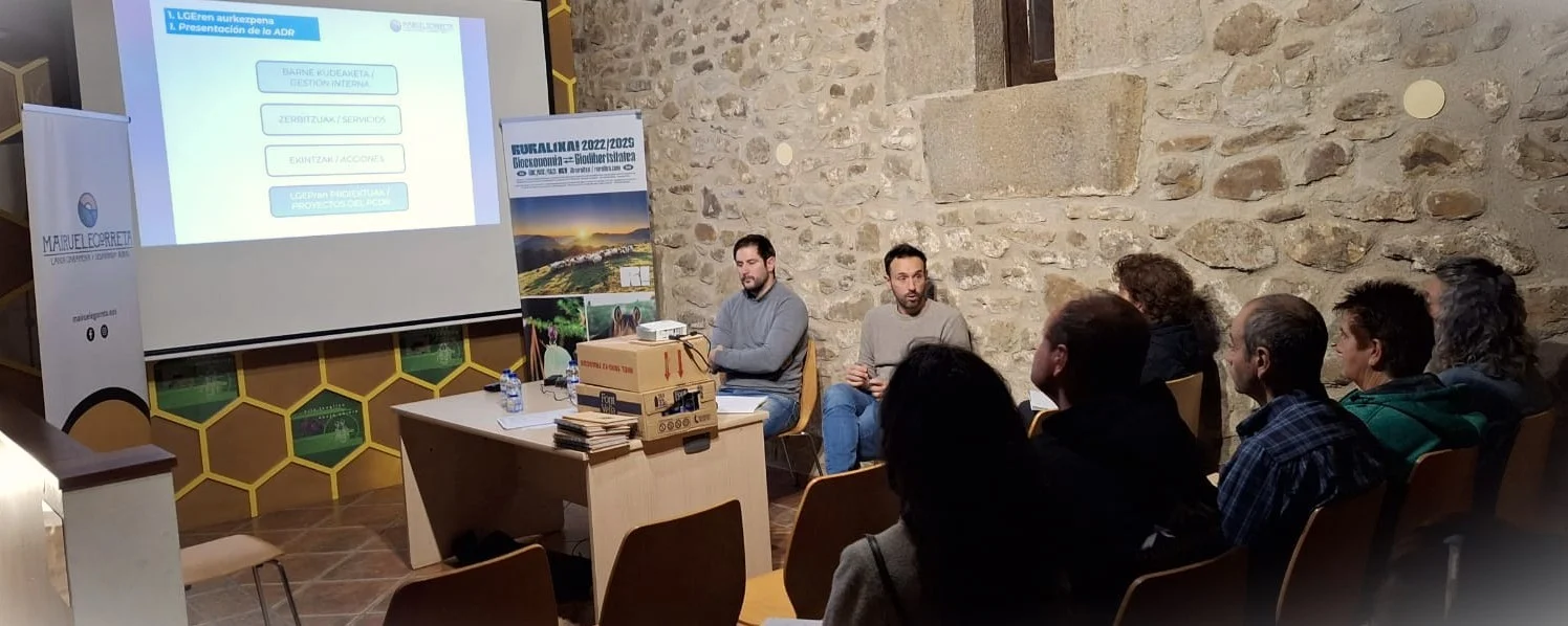 ENCUENTRO CON EL SECTOR AGROGANADERO DE GORBEIALDEA